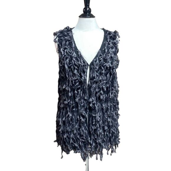 Loveriche Black & Gray Shag Sweater Vest Size Medium - Picture 1 of 7